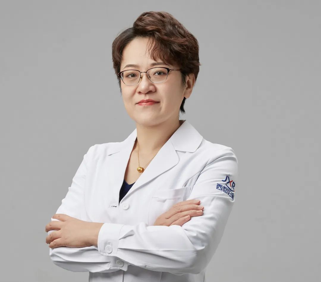 李媛，主任医师、教授、医学博士、博士生导师