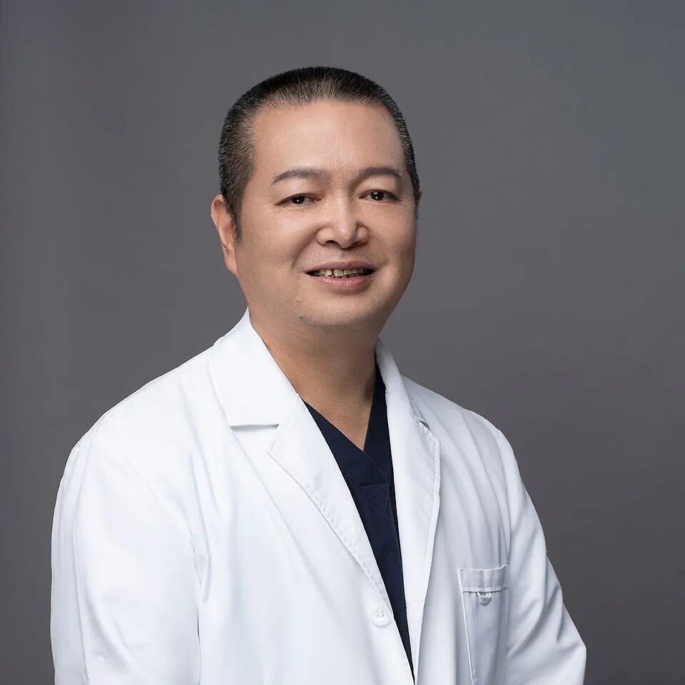 吴东 副主任医师