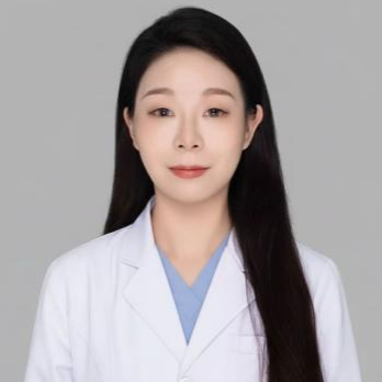 赵玥 主管中药师、临床药师（妇产专业）、执业中药师，国家人社部健康管理师高级技师、药膳制作师
