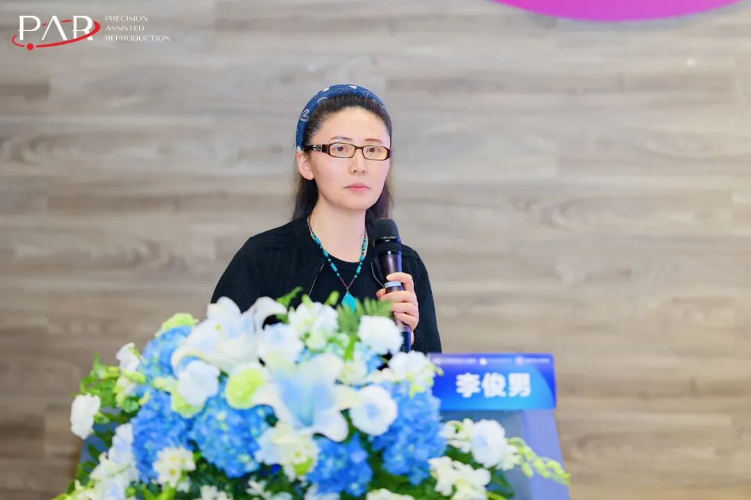 耿丽红专家与刘伟医生、李俊男医生等分享了女性生育力保护与保存的最新进展,并详细阐述了IVF妊娠从“怀得上”到“生得好”的一体化实践路径,展现了我院全链条防控体系在生育友好实践中的巨大价值。